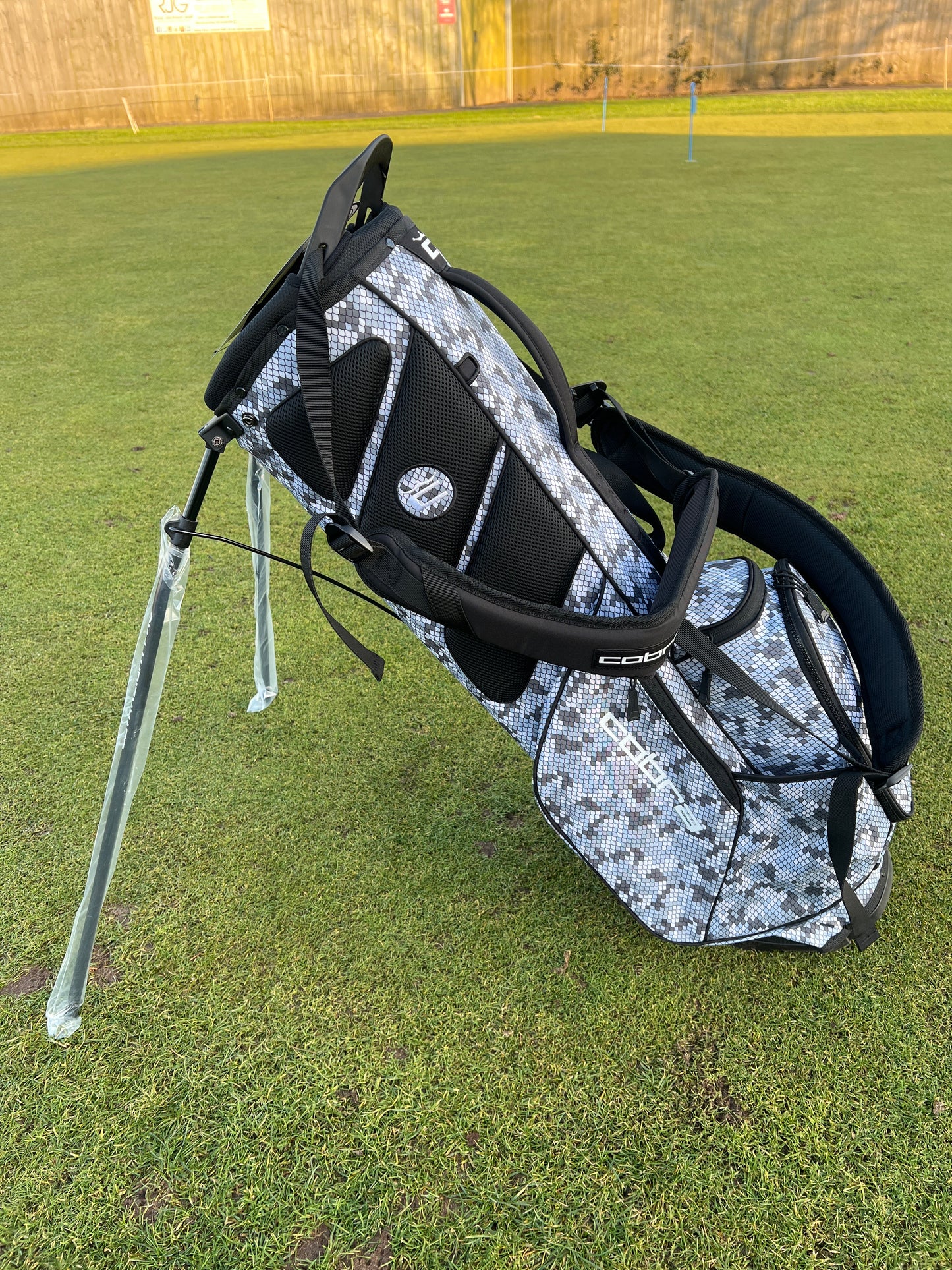 Cobra UltraLite Pro Stand Bag